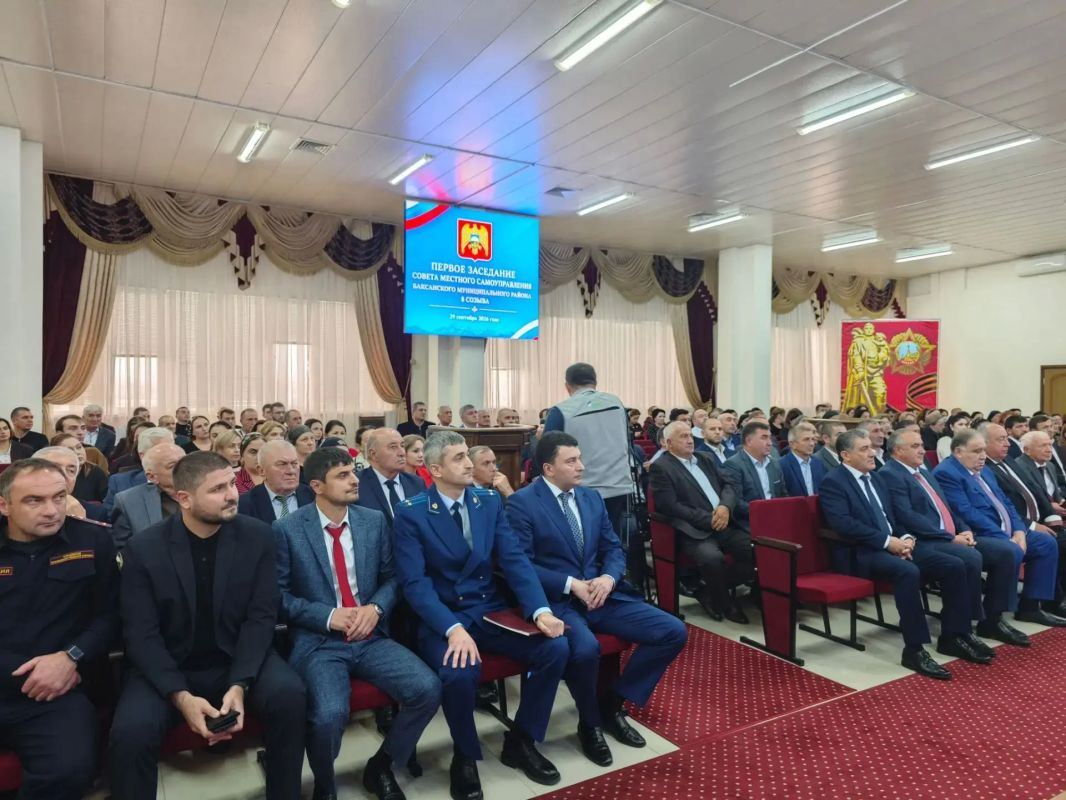 Адиб Абрегов избран на должность главы Баксанского района Адиб Абрегов избран на должность главы Баксанского района