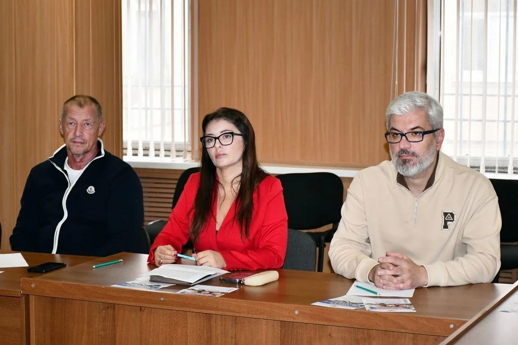В КАБАРДИНО-БАЛКАРИИ ПРОШЛО СОВЕЩАНИЕ ПО АНТИНАРКОТИЧЕСКОЙ ДЕЯТЕЛЬНОСТИ В КАБАРДИНО-БАЛКАРИИ ПРОШЛО СОВЕЩАНИЕ ПО АНТИНАРКОТИЧЕСКОЙ ДЕЯТЕЛЬНОСТИ