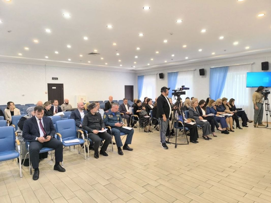 В Нальчике обсудили профилактику правонарушений среди несовершеннолетних В Нальчике обсудили профилактику правонарушений среди несовершеннолетних