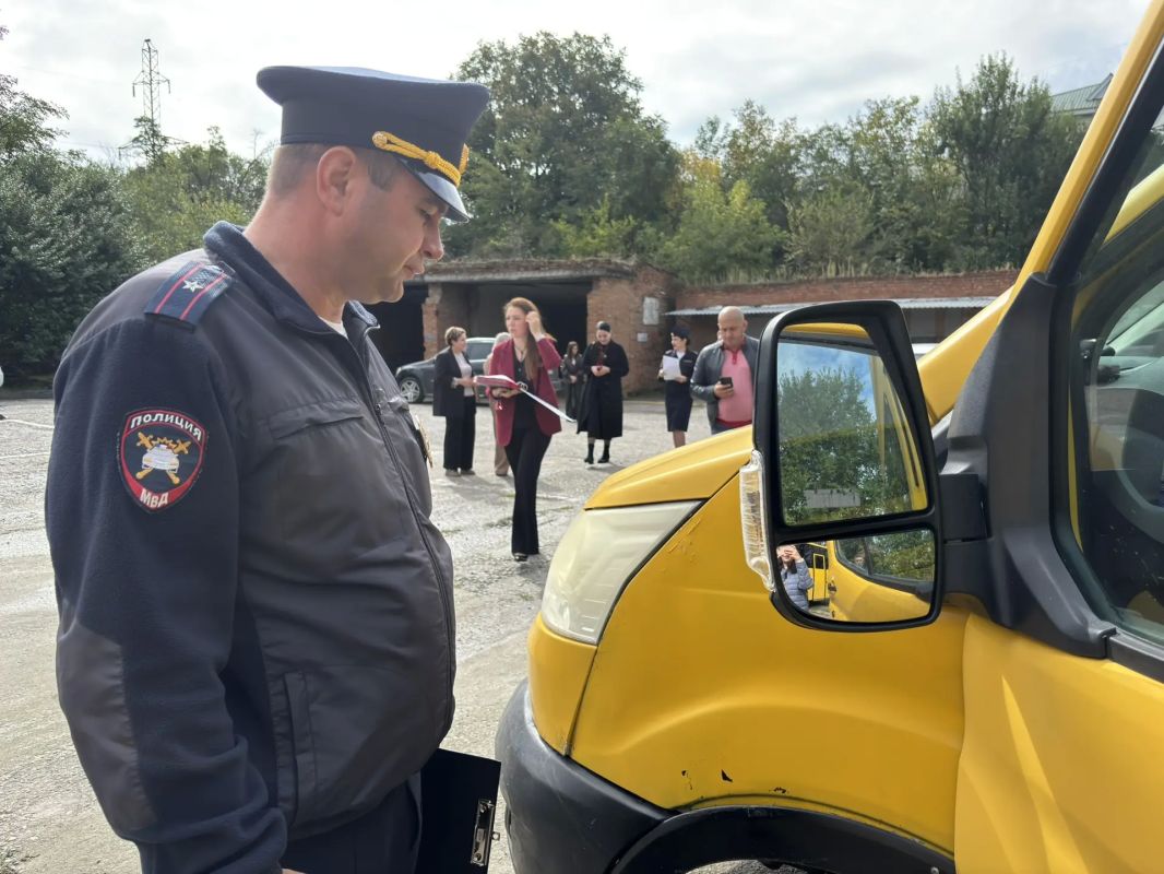 Прямо сейчас впервые в Кабардино-Балкарии проходит Республиканский конкурс школьных автобусов! Прямо сейчас впервые в Кабардино-Балкарии проходит Республиканский конкурс школьных автобусов!