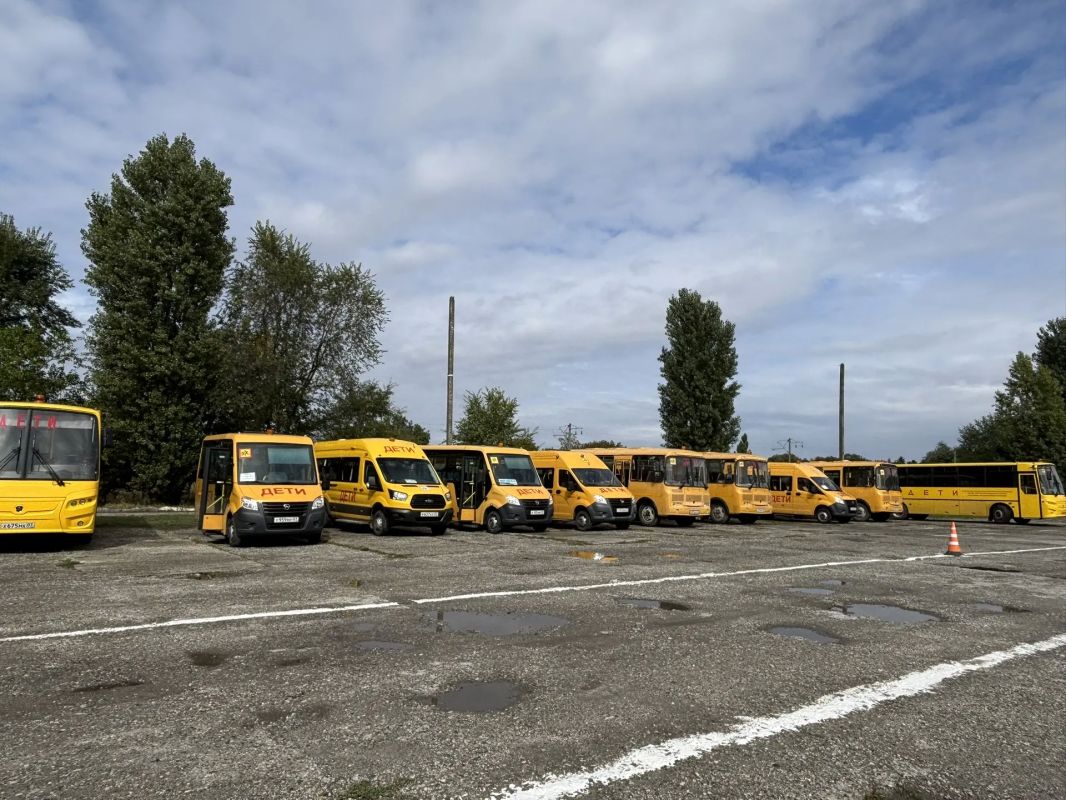 Прямо сейчас впервые в Кабардино-Балкарии проходит Республиканский конкурс школьных автобусов! Прямо сейчас впервые в Кабардино-Балкарии проходит Республиканский конкурс школьных автобусов!