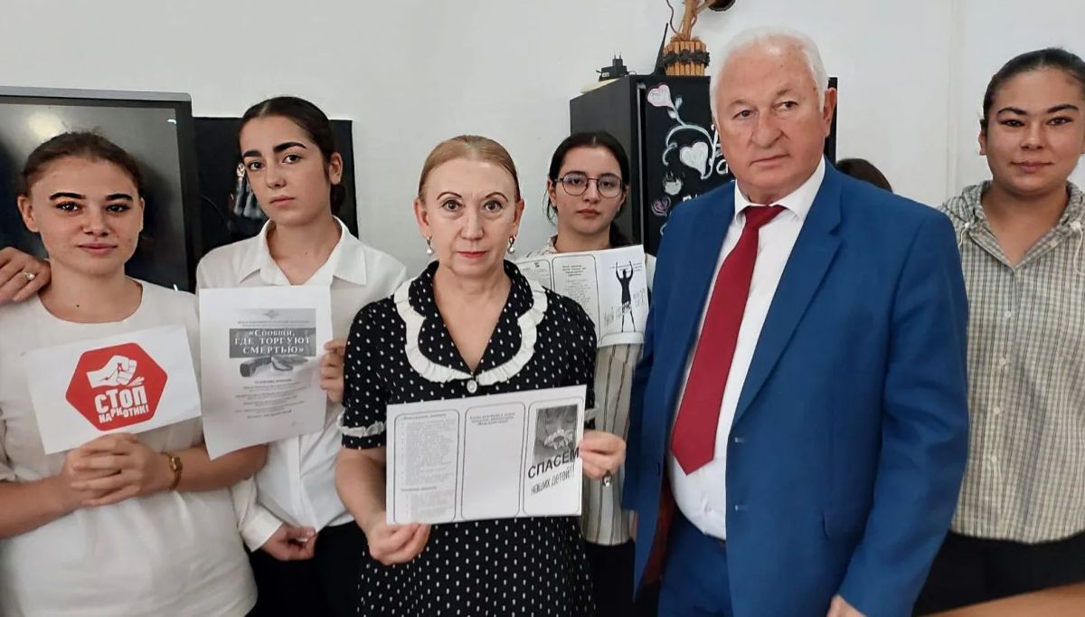 ШКОЛЬНИКИ ЧЕГЕМСКОГО РАЙОНА ПРИСОЕДИНИЛИСЬ К АНТИНАРКОТИЧЕСКОЙ АКЦИИ «СООБЩИ, ГДЕ ТОРГУЮТ СМЕРТЬЮ»