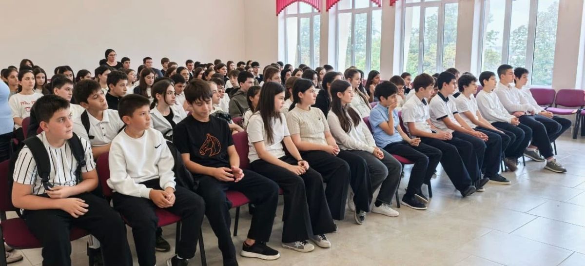 В ТЕРСКОМ РАЙОНЕ ПОЛИЦЕЙСКИЕ ПРОВЕЛИ СО ШКОЛЬНИКАМИ ОТКРЫТЫЕ РАЗГОВОРЫ О ЗДОРОВЬЕ И ОПАСНОСТИ НАРКОТИКОВ В ТЕРСКОМ РАЙОНЕ ПОЛИЦЕЙСКИЕ ПРОВЕЛИ СО ШКОЛЬНИКАМИ ОТКРЫТЫЕ РАЗГОВОРЫ О ЗДОРОВЬЕ И ОПАСНОСТИ НАРКОТИКОВ