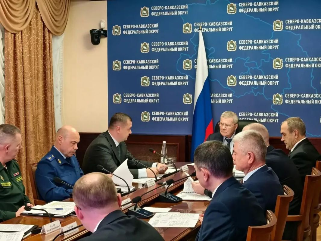 Казбек Коков: Принял участие в работе координационного совещания по вопросам безопасности, противодействия коррупции и обеспечения правопорядка в Северо-Кавказском федеральном округе