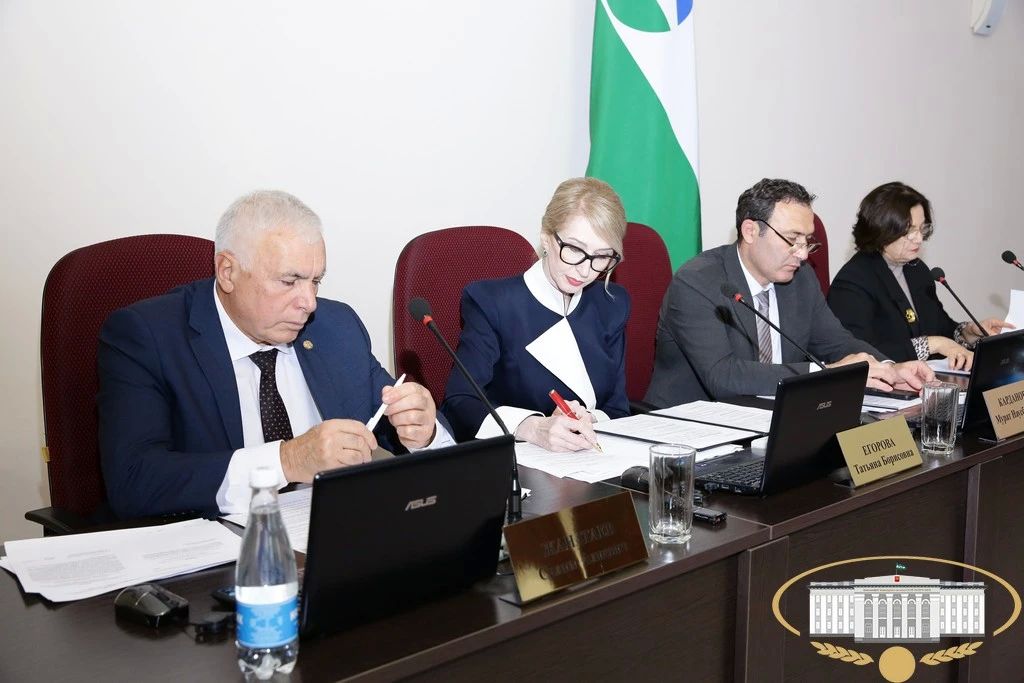 Под руководством Председателя Парламента КБР Татьяны Егоровой состоялось очередное заседание президиума законодательного органа республики