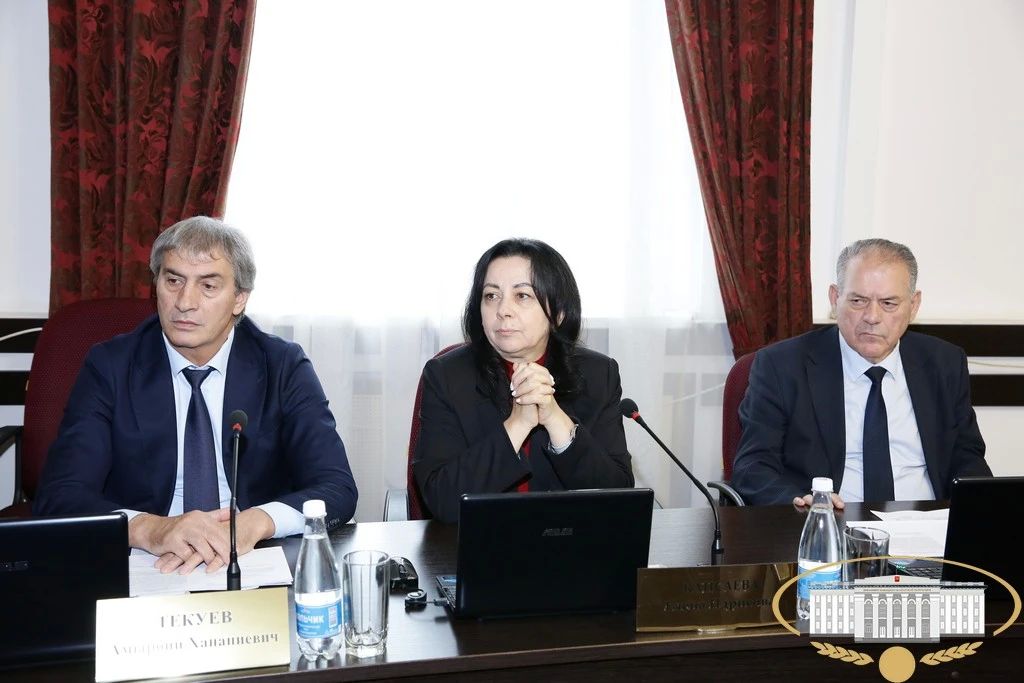 Под руководством Председателя Парламента КБР Татьяны Егоровой состоялось очередное заседание президиума законодательного органа республики Под руководством Председателя Парламента КБР Татьяны Егоровой состоялось очередное заседание президиума законодательного органа республики
