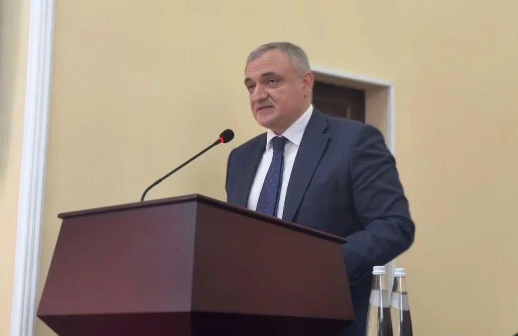 Азаматгерий Ашхотов избран мэром Нальчика