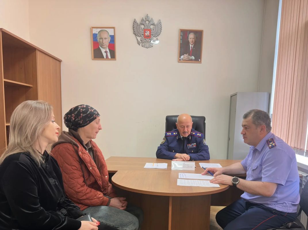 Руководитель следственного управления провел прием граждан Руководитель следственного управления провел прием граждан