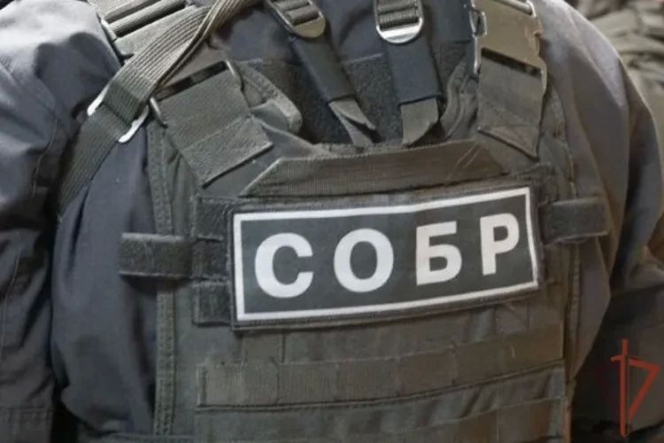 При силовой поддержке Росгвардии пресечена попытка сбыта крупной партии наркотиков в Кабардино-Балкарии Сотрудники СОБР «Эльбрус» Управления Росгвардии по Кабардино-Балкарской Республике оказали содействие коллегам из ОМВД...