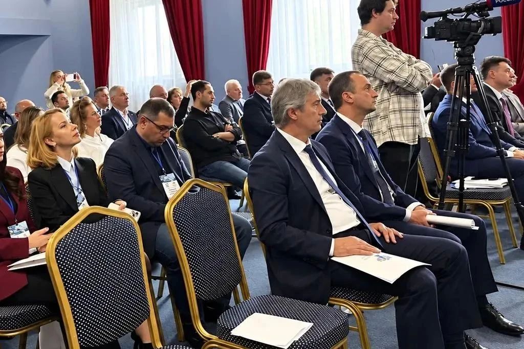 В г. Нальчике состоялось расширенное заседание по вопросам государственной охраны объектов культурного наследия с руководителями органов исполнительной власти субъектов Российской Федерации, входящих в состав Южного и...