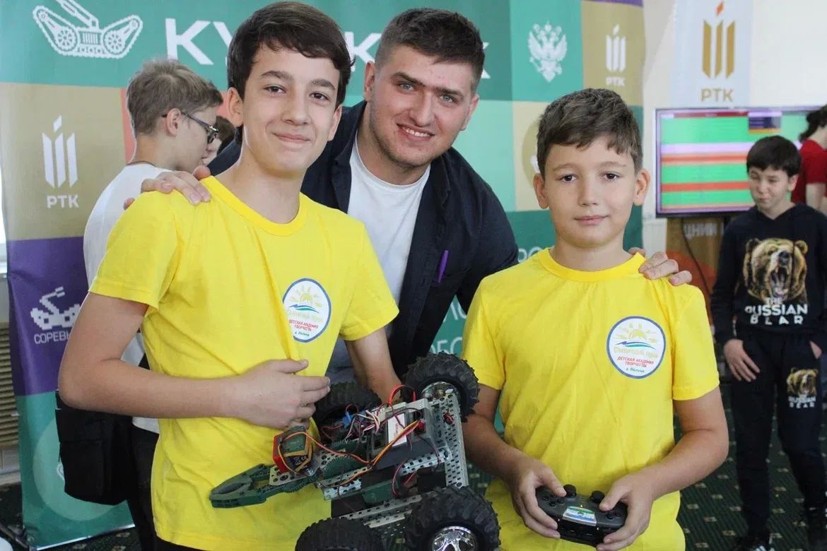 ДВА КУБКА - ОДНА ЦЕЛЬ: РОБОТОТЕХНИКА В КБР ВЫШЛА НА НОВЫЙ УРОВЕНЬ ДВА КУБКА - ОДНА ЦЕЛЬ: РОБОТОТЕХНИКА В КБР ВЫШЛА НА НОВЫЙ УРОВЕНЬ