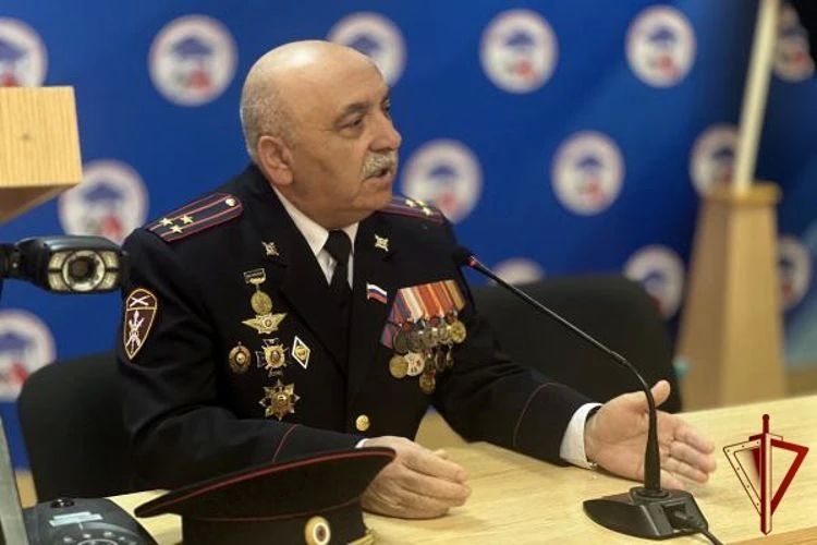 В Нальчике состоялся круглый стол по профилактике экстремизма с участием ветеранов Росгвардии В Нальчике состоялся круглый стол по профилактике экстремизма с участием ветеранов Росгвардии