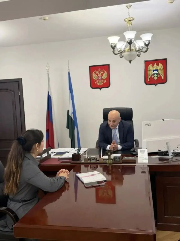 В Минтруде КБР состоялась встреча с представителями Молодёжного правительства республики В Минтруде КБР состоялась встреча с представителями Молодёжного правительства республики