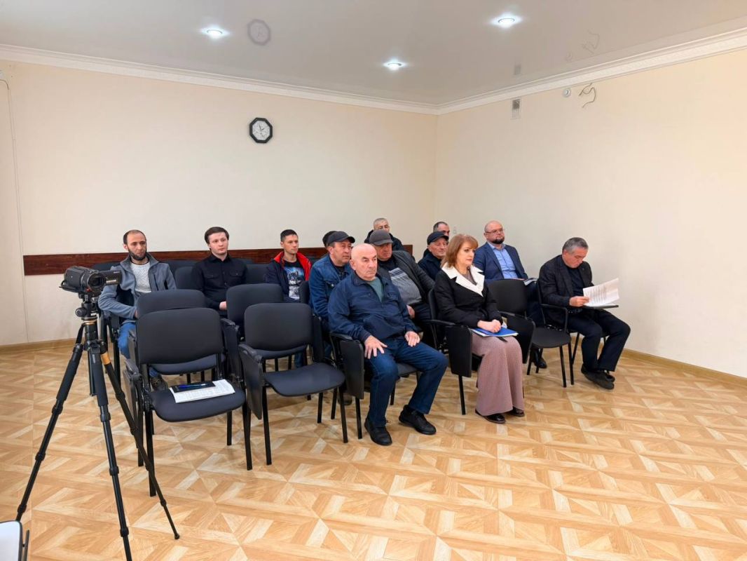 В администрации Эльбрусского района проведен прием граждан по вопросам невыплаты заработной платы В администрации Эльбрусского района проведен прием граждан по вопросам невыплаты заработной платы