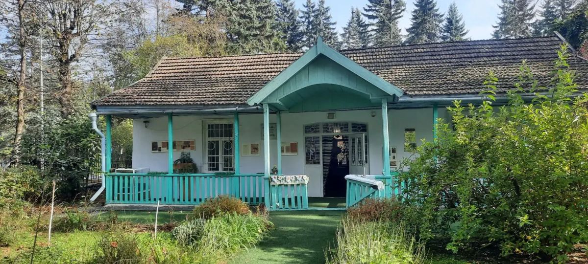 Депутаты комитета Парламента КабардиноБалкарии по культуре, развитию гражданского общества и информационной политике проводят выездное заседание Депутаты комитета Парламента КабардиноБалкарии по культуре, развитию гражданского общества и информационной политике проводят выездное заседание