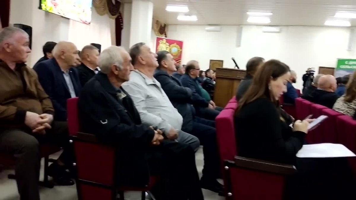 В Баксанском районе сейчас проходит обучающий семинар с участием представителей комитета по защите прав предпринимателей
