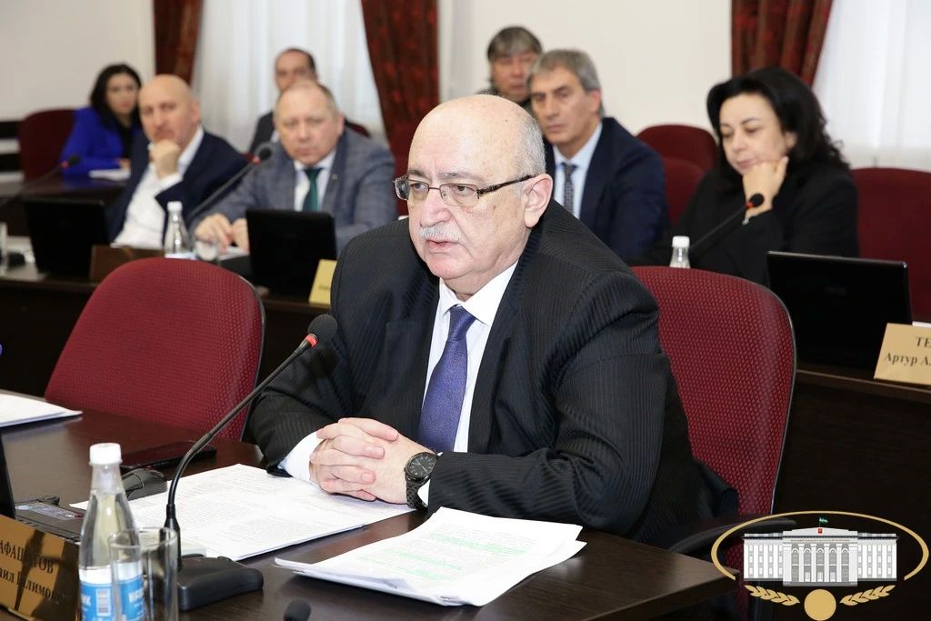 Под председательством руководителя Парламента КБР Татьяны Егоровой состоялось очередное заседание президиума законодательного органа, в ходе которого рассмотрено более двадцати вопросов Под председательством руководителя Парламента КБР Татьяны Егоровой состоялось очередное заседание президиума законодательного органа, в ходе которого рассмотрено более двадцати вопросов