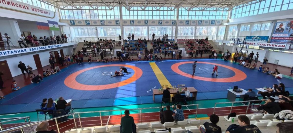 В спорткомплексе «Олимп» в Тереке проходит юношеский турнир по греко-римской борьбе памяти участника СВО, мастера спорта России Астемира Мелова В спорткомплексе «Олимп» в Тереке проходит юношеский турнир по греко-римской борьбе памяти участника СВО, мастера спорта России Астемира Мелова