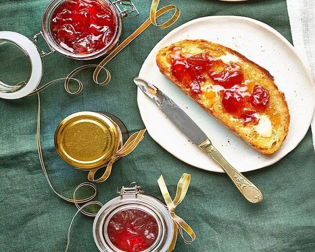 Новый взгляд на вкус: персиковый джем с пряностями