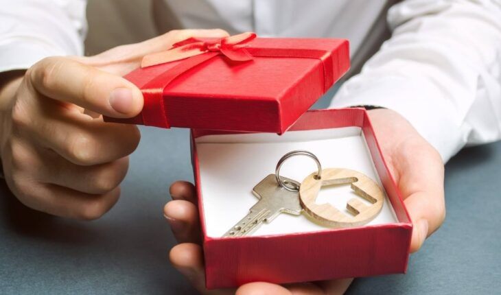 Подарок судьбы: как новые условия дарения недвижимости облегчают жизнь россиян