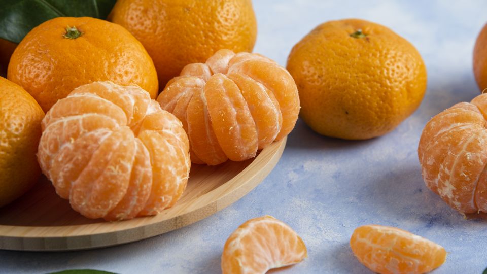 Новогодние запасы мандаринов не пропадут даром: приготовьте десерт для всей семьи