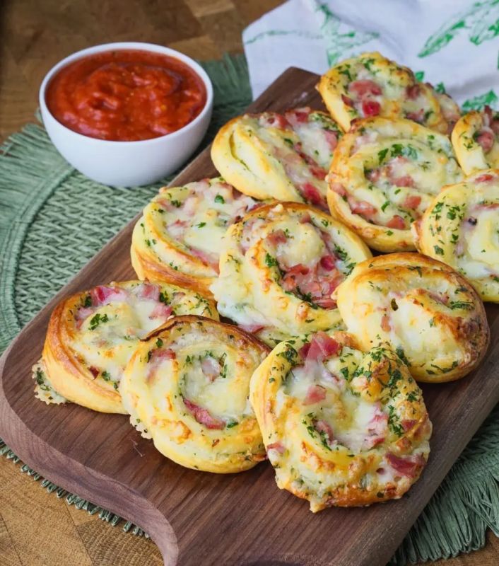 Удивительные улитки с беконом и сыром: легкость и вкус на ужин