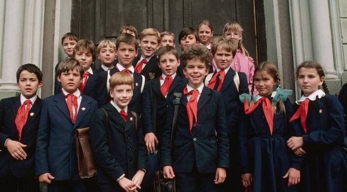 Почему встречи с одноклассниками могут стать непростым испытанием