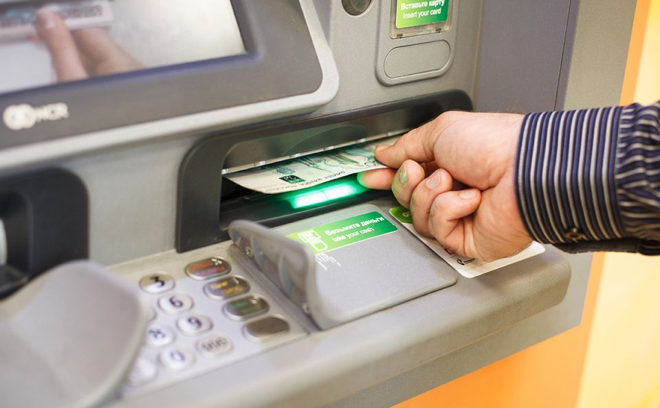 Банкоматы на грани исчезновения: как новые стандарты изменят картину банковских услуг